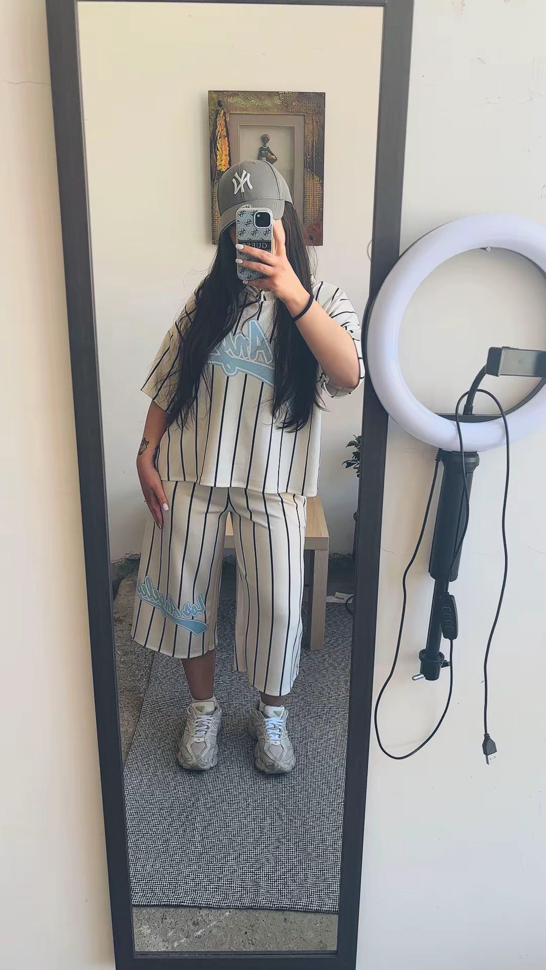 Set Coordinato "Urban Pinstripe" – Stile Sporty-Chic