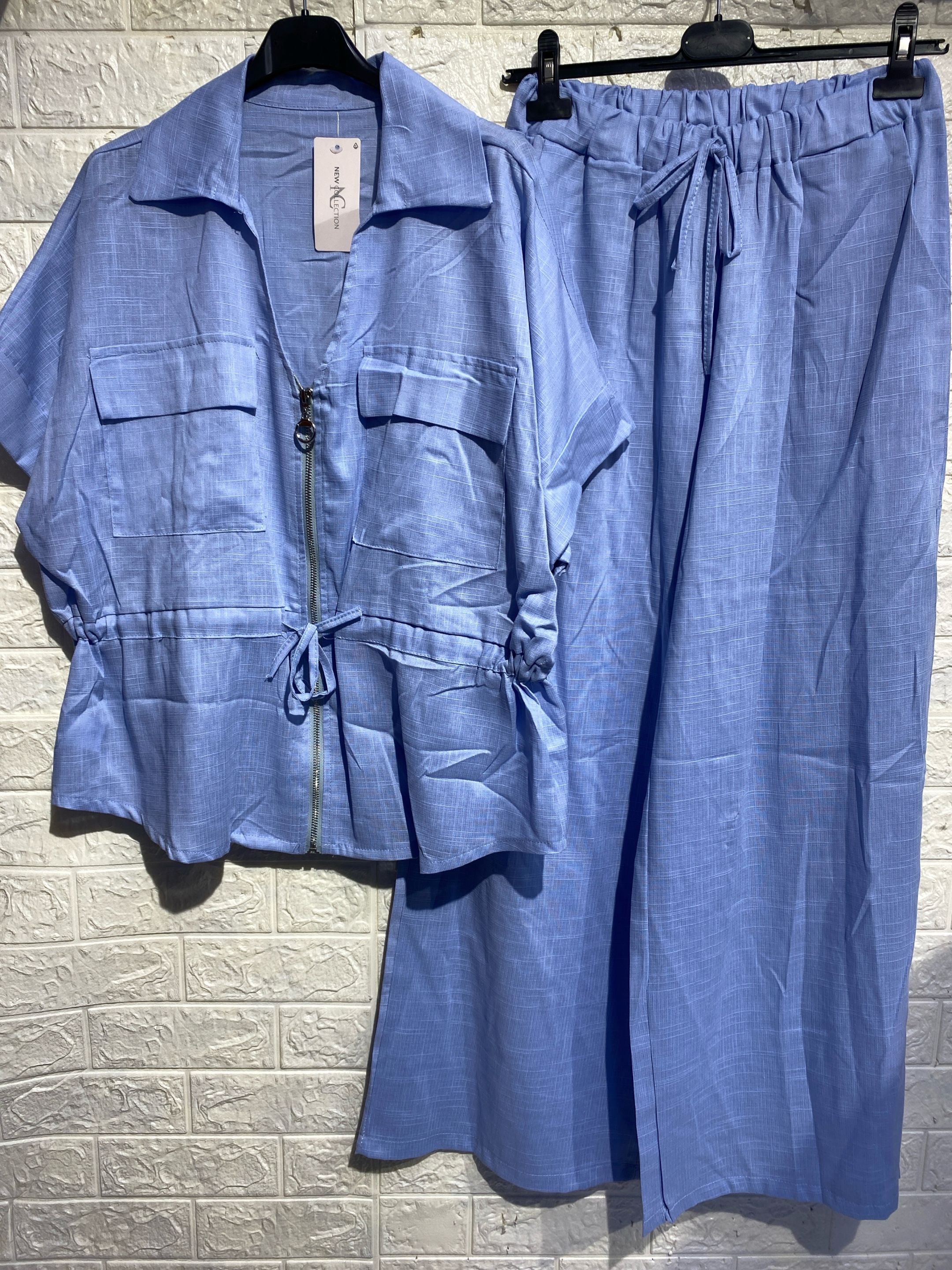 Coordinato "Urban Utility" Total Black – Camicia Zippata & Pantalone Wide Leg