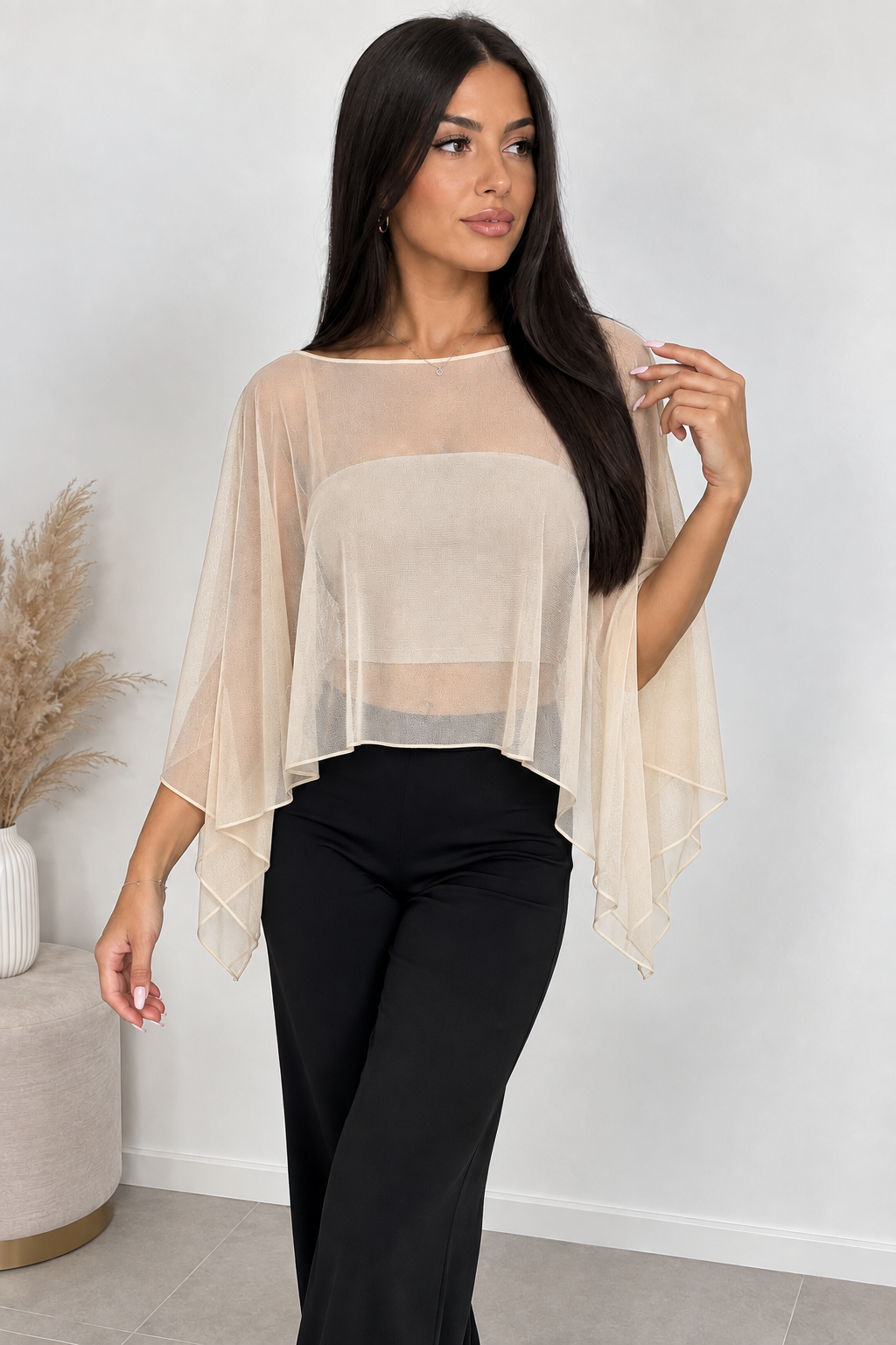 Coprispalle in tulle