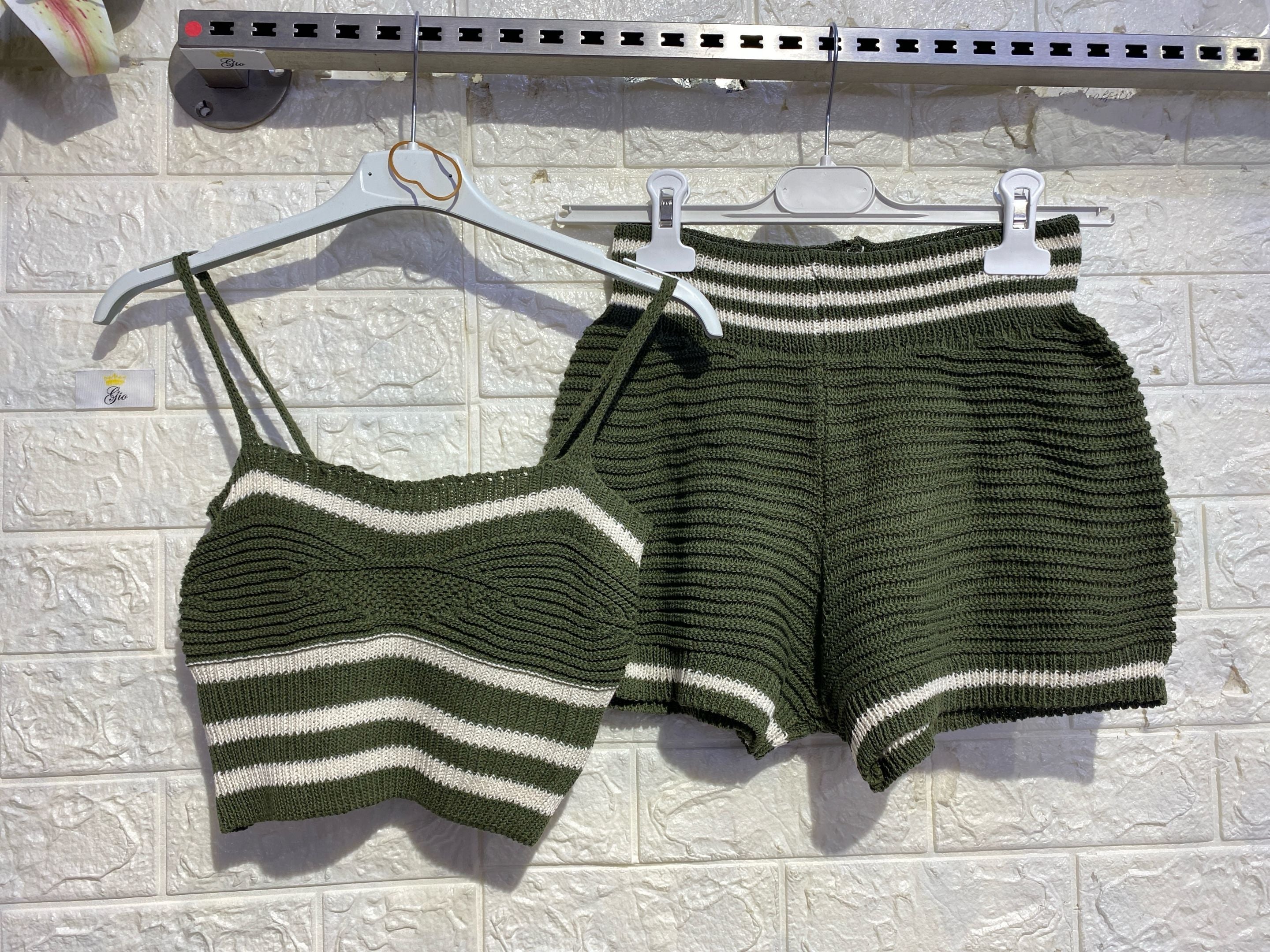 Co-ord Set in Maglia a Righe – Comfort & Stile Casual Chic