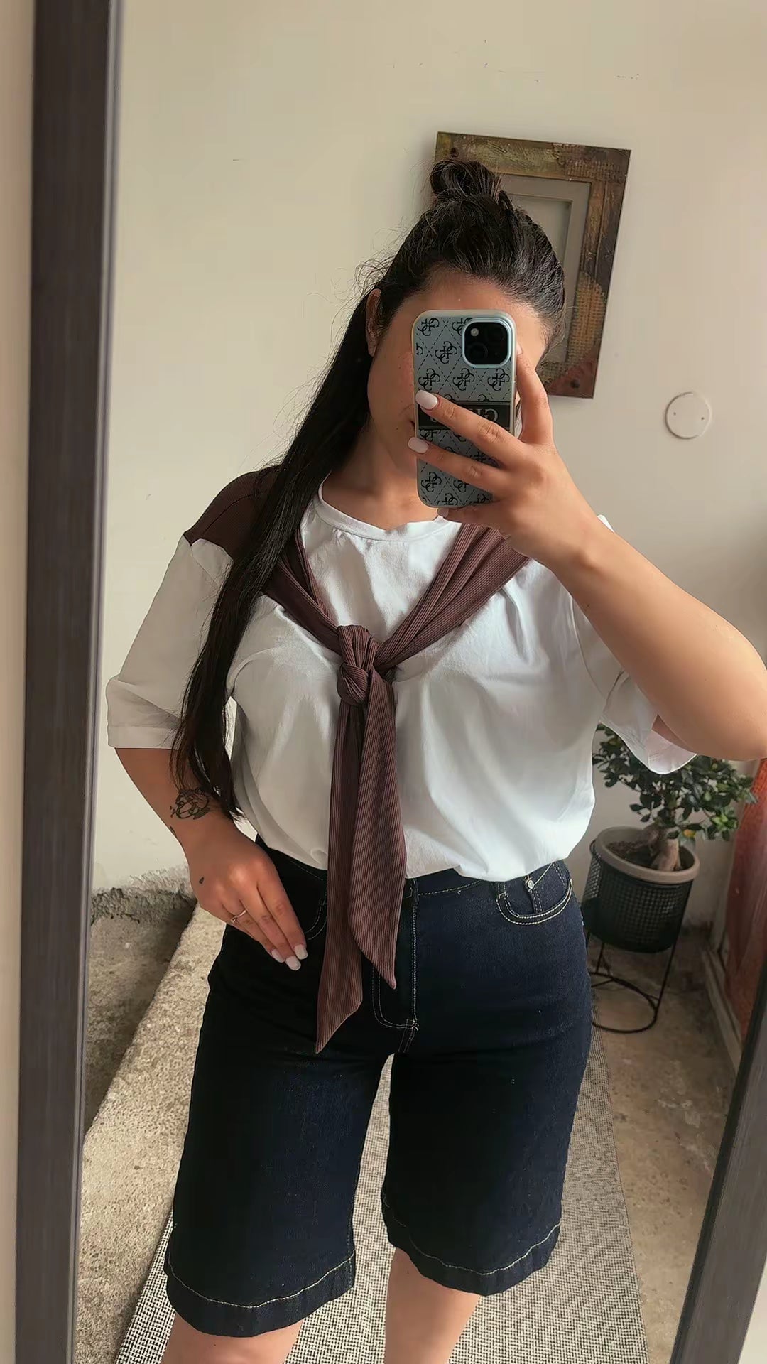 T-shirt "Double Style" con Foulard Integrato
