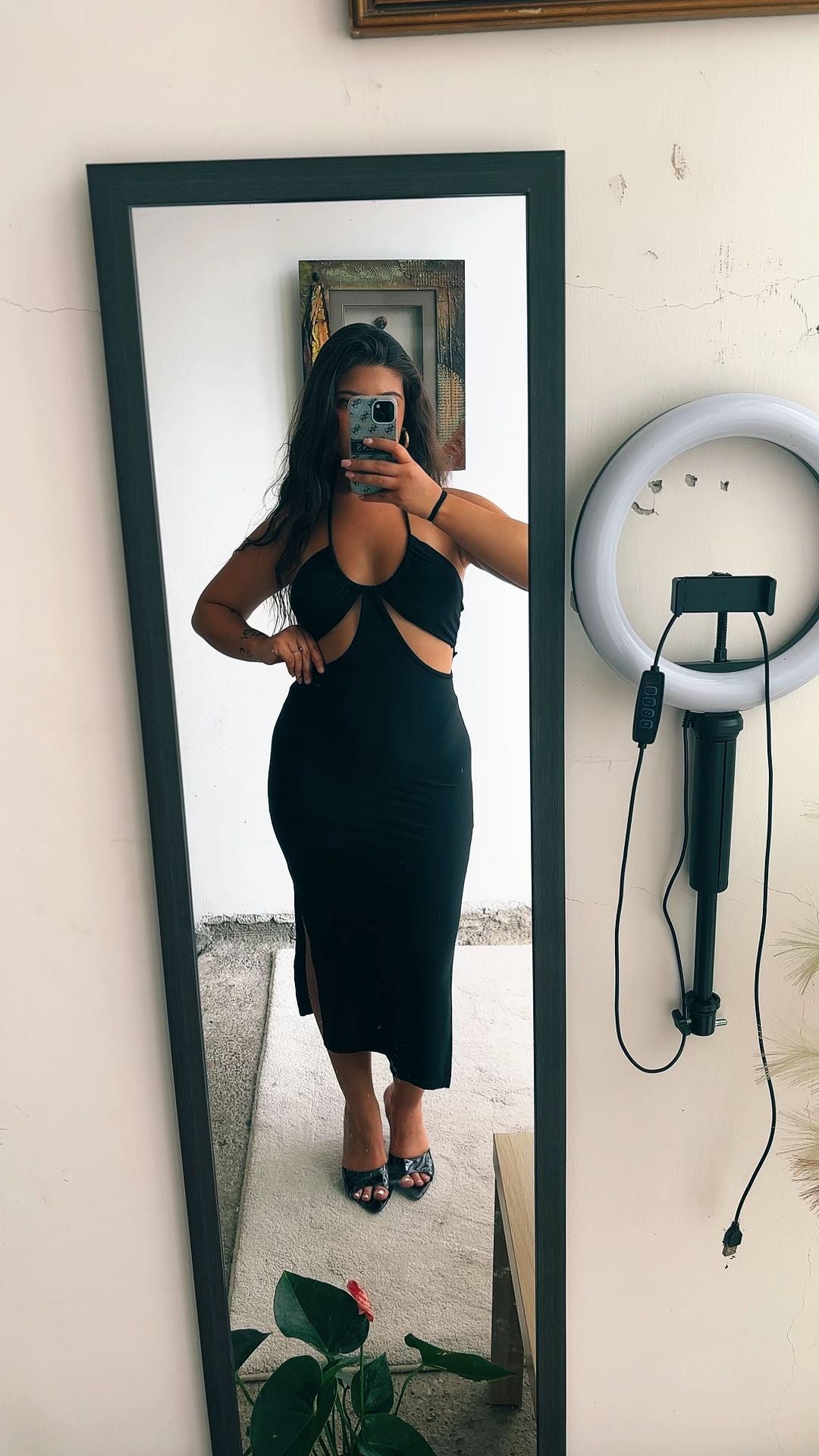 Abito Midi Cut-Out Glam
