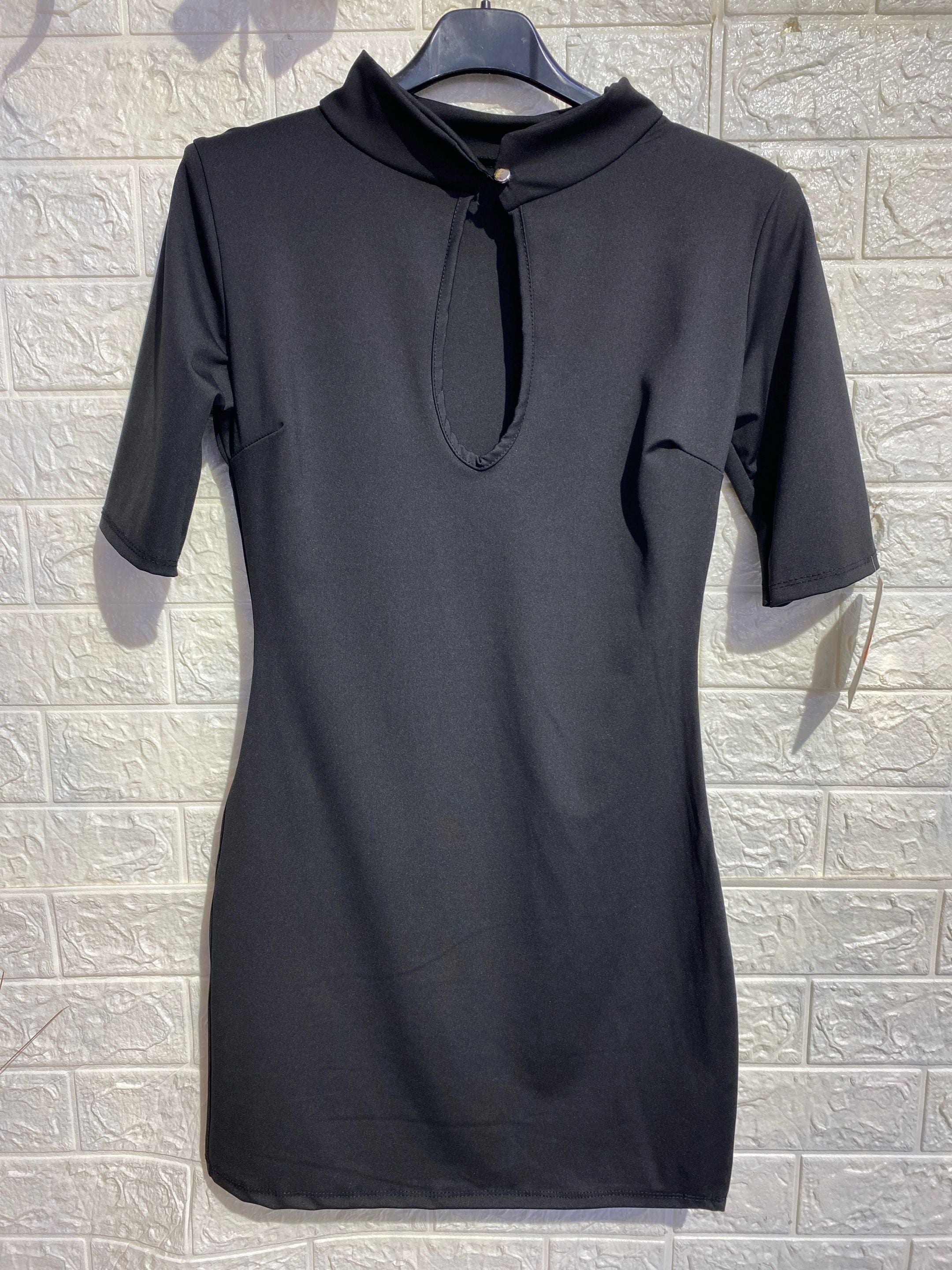 Mini Abito "Midnight Glam" con Scollo a Goccia
