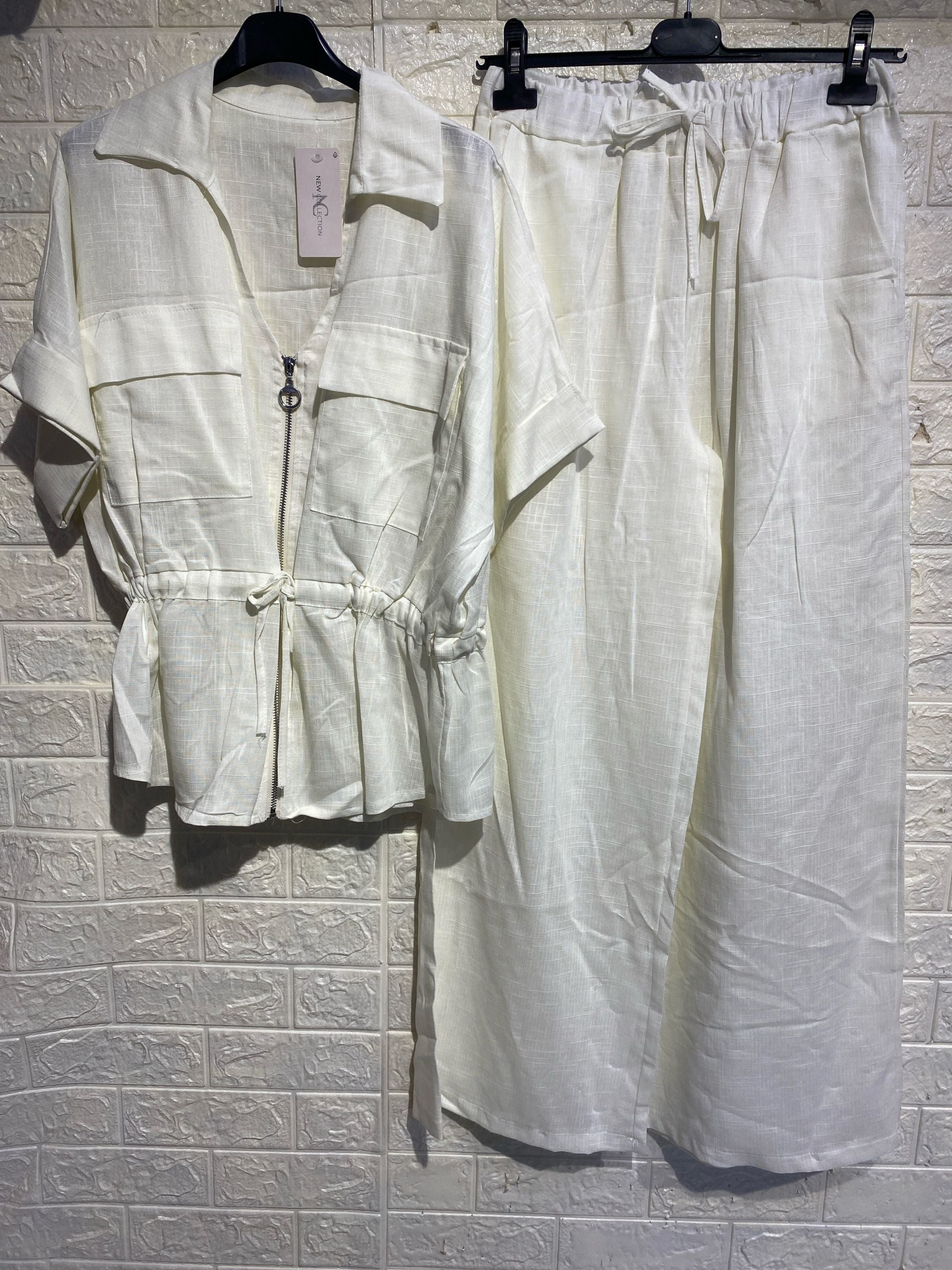 Coordinato "Urban Utility" Total Black – Camicia Zippata & Pantalone Wide Leg