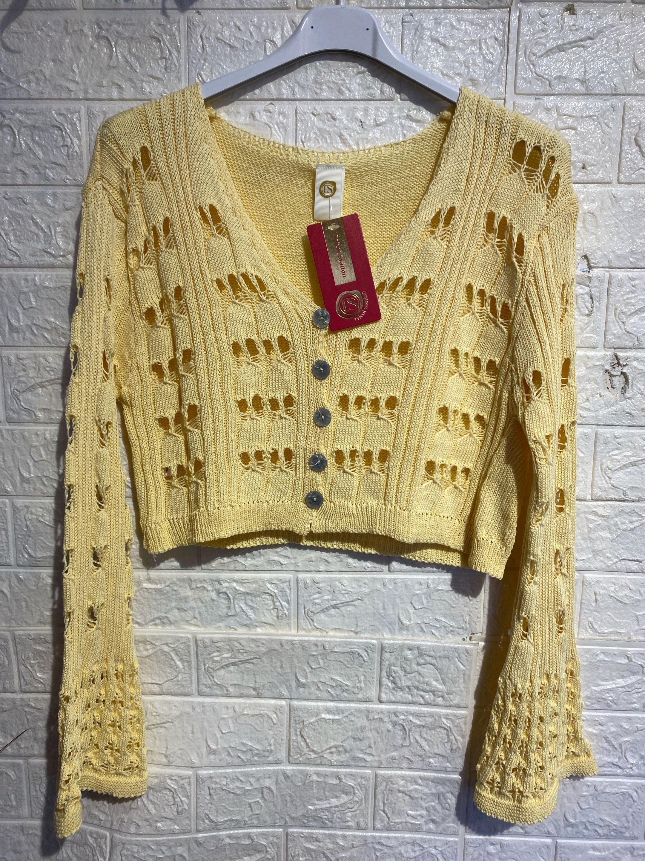 Cardigan Crop in Maglia Traforata – Romantic Boho Style