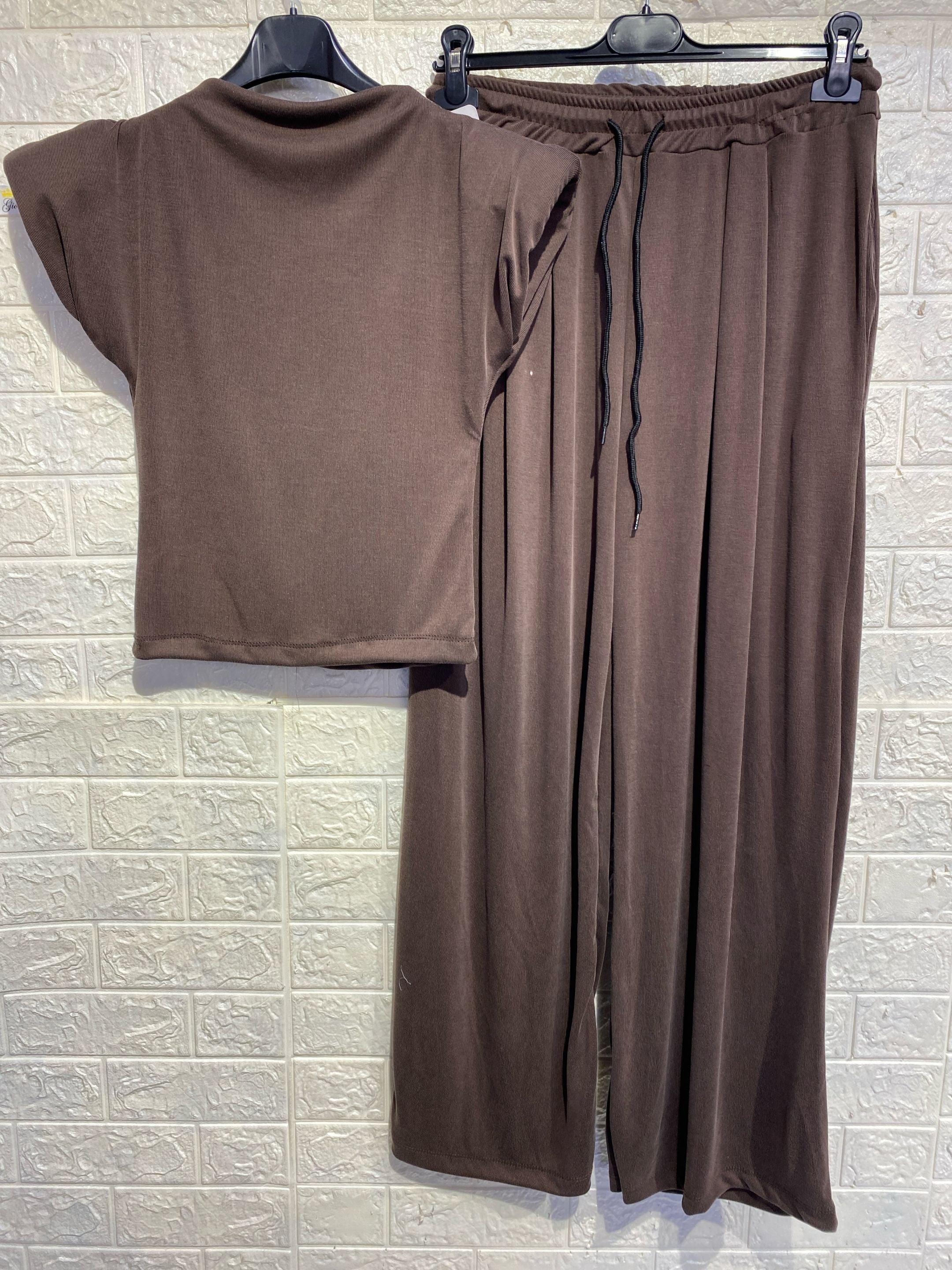 Completo Coordinated "Sunset Lounge" – Top con Spalline e Pantalone Wide Leg
