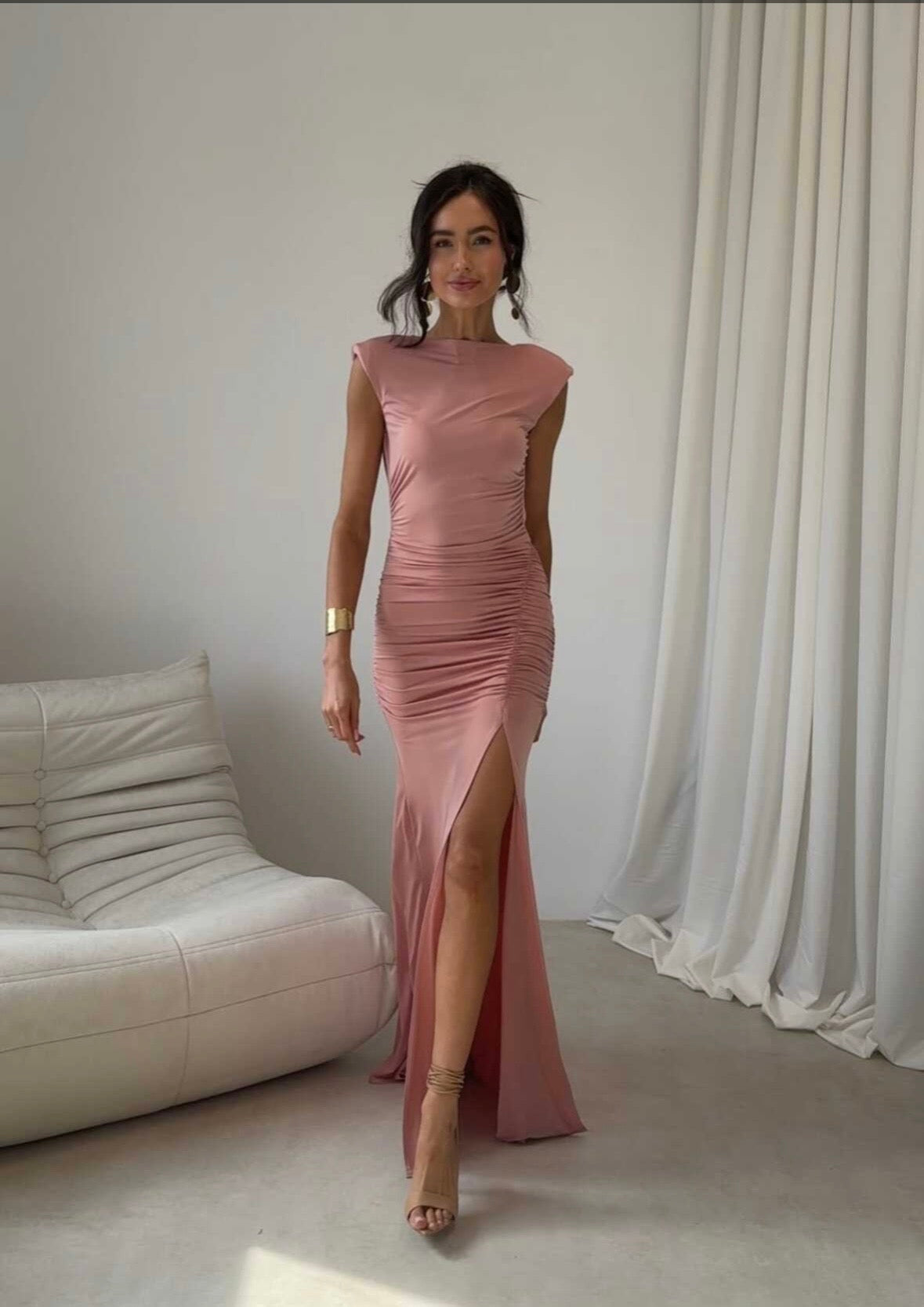 Abito da Sera Drappeggiato con Spacco Laterale