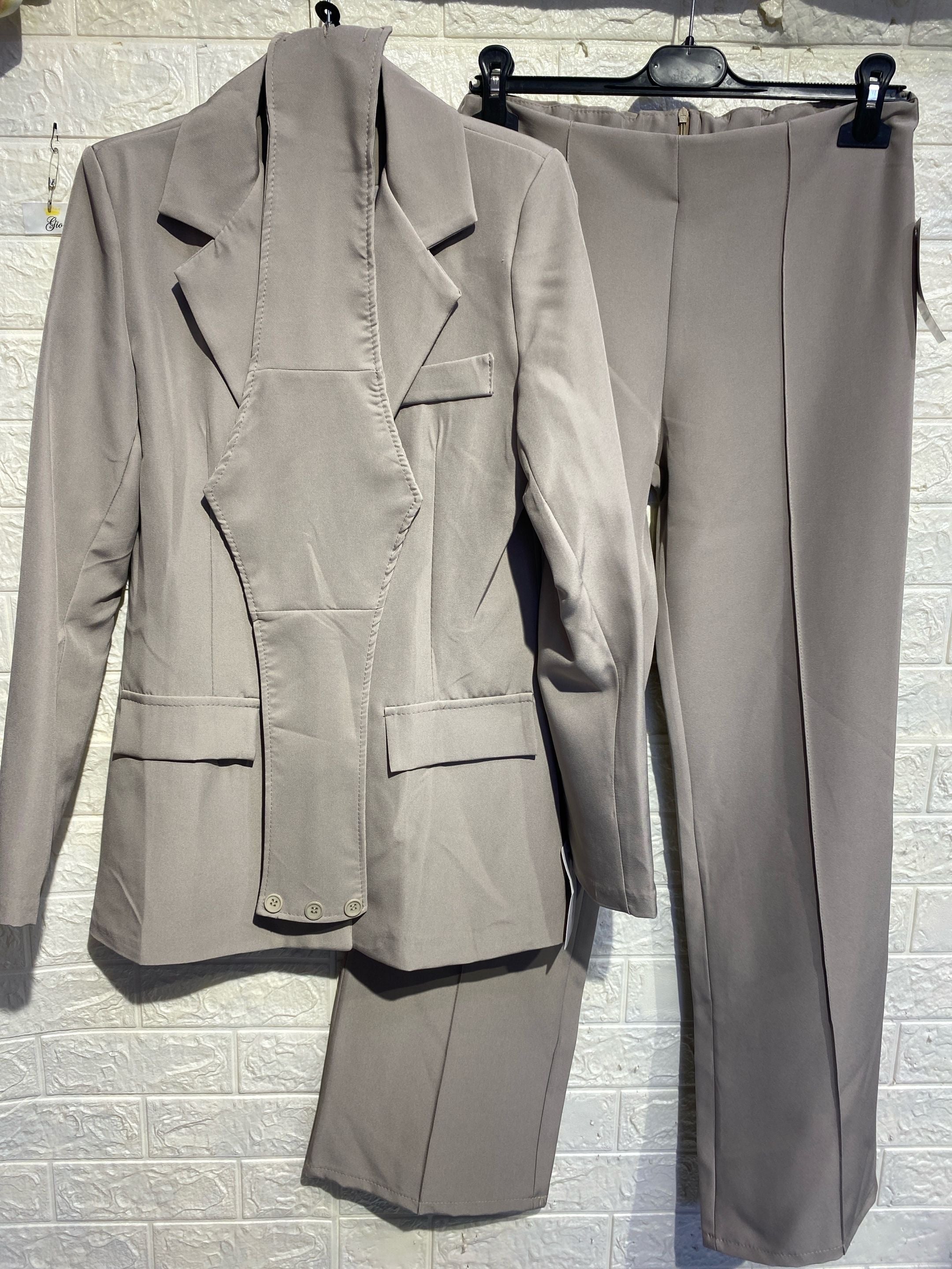 Coordinato Power Suit