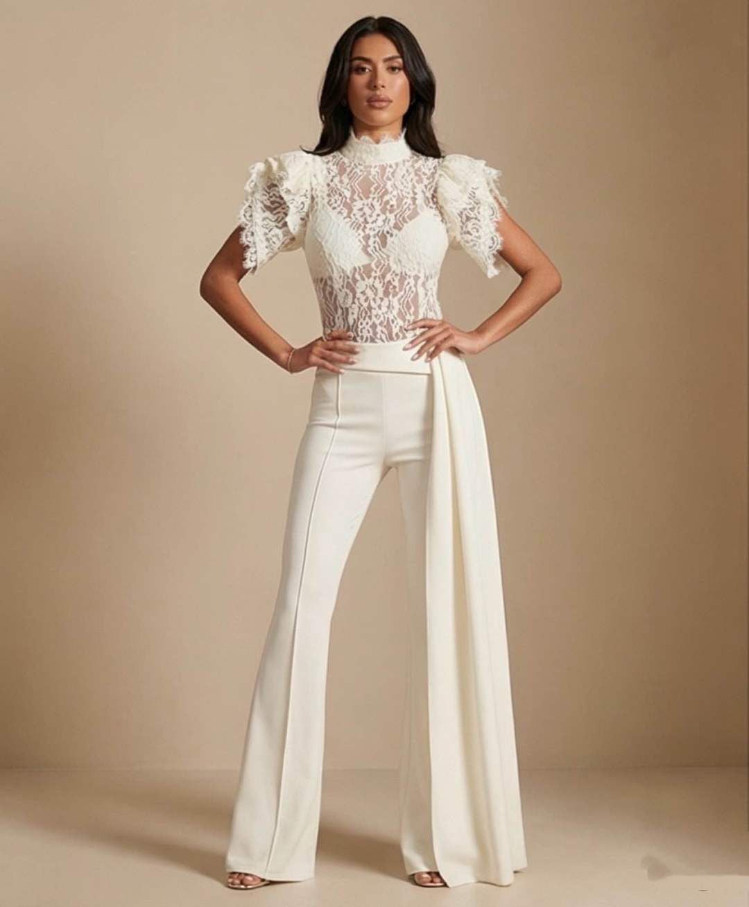 Jumpsuit "Ethereal Glam" – Eleganza Scultorea in Pizzo e Seta