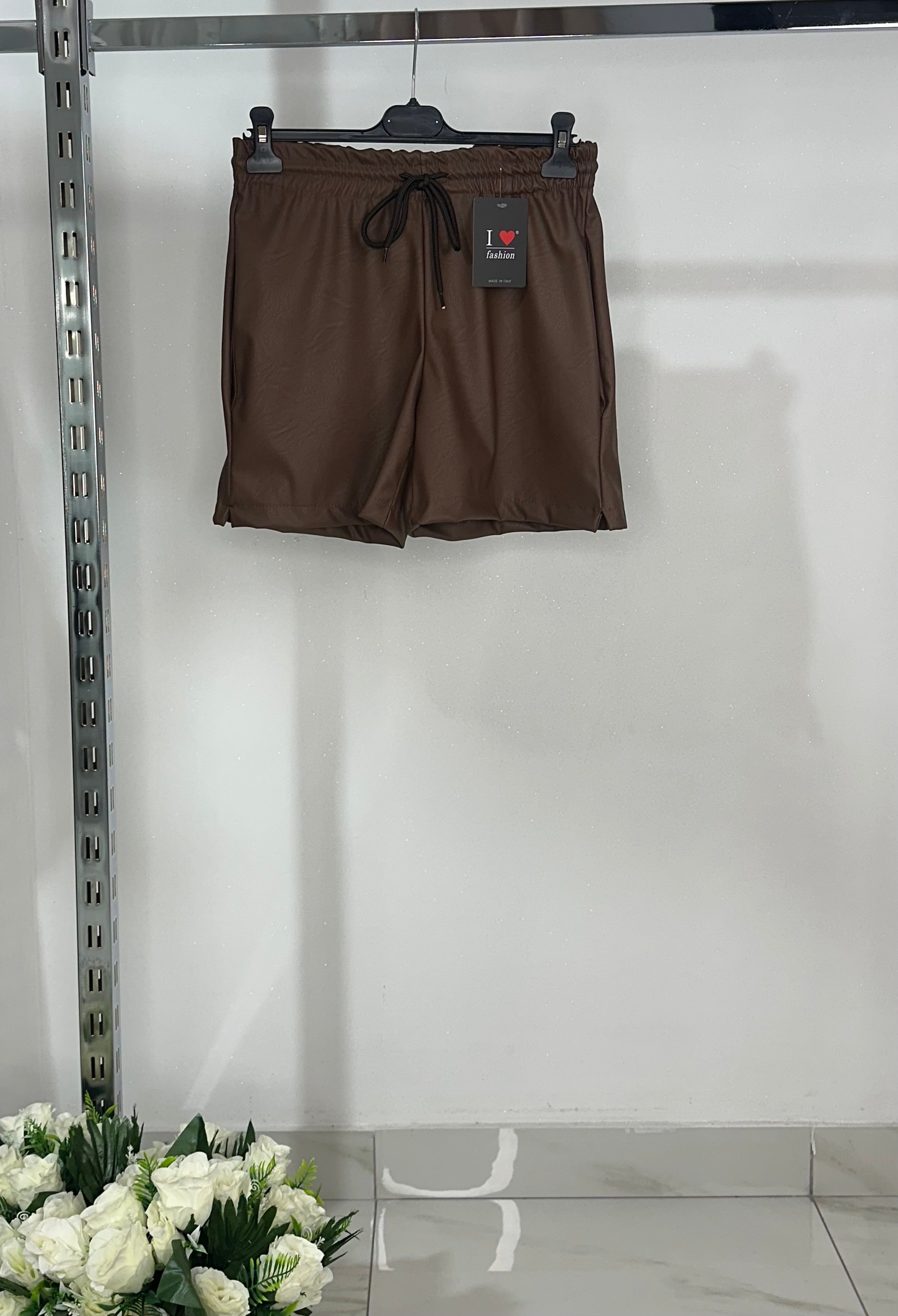 Pantaloncino in pelle