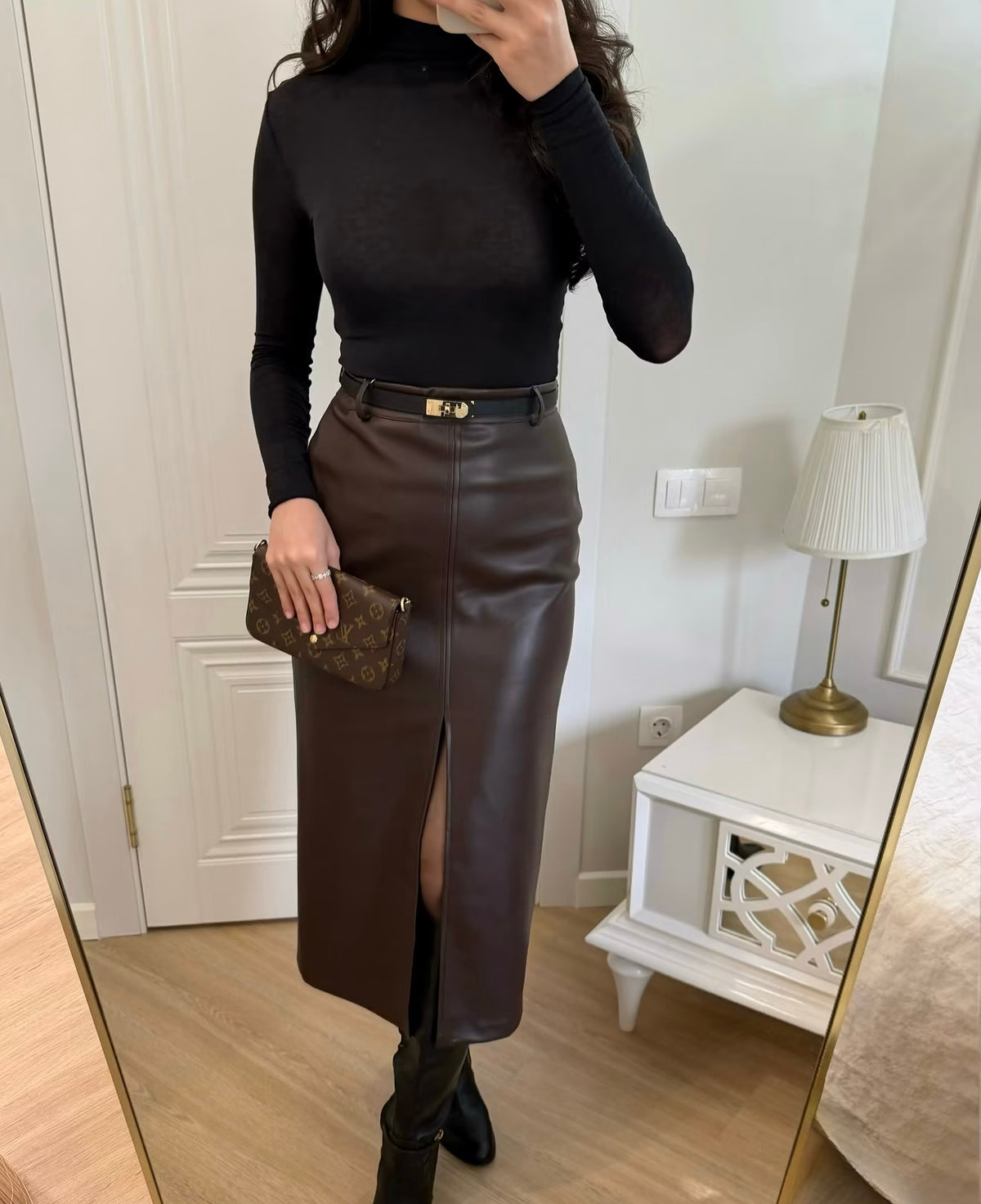 Gonna “Leather Chic”