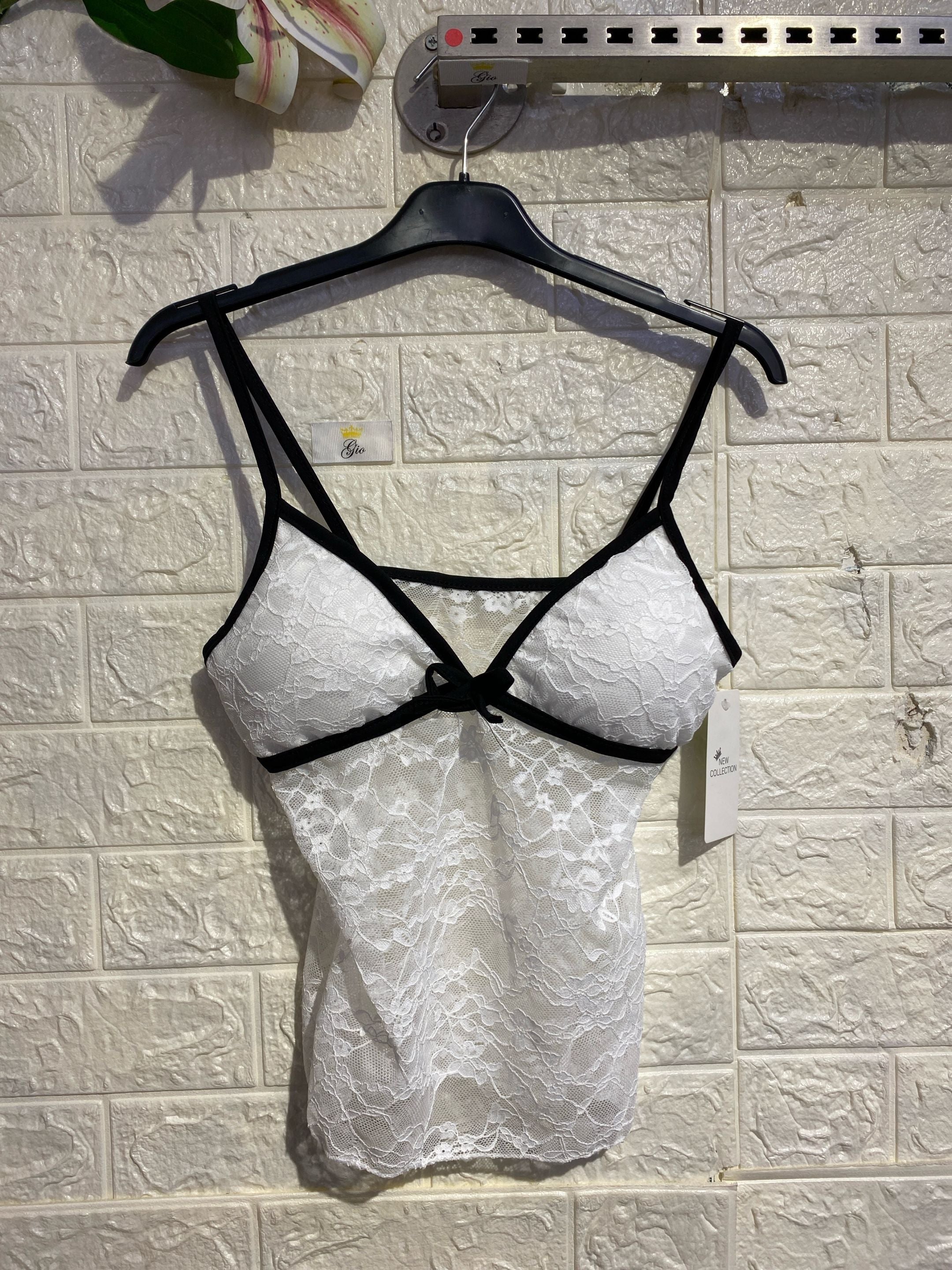 Top Crop in Pizzo Bralette Style