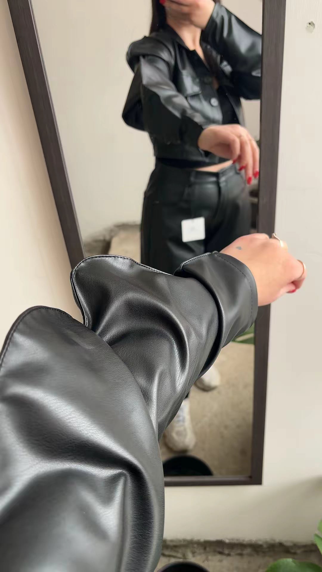 Completo in Faux Leather