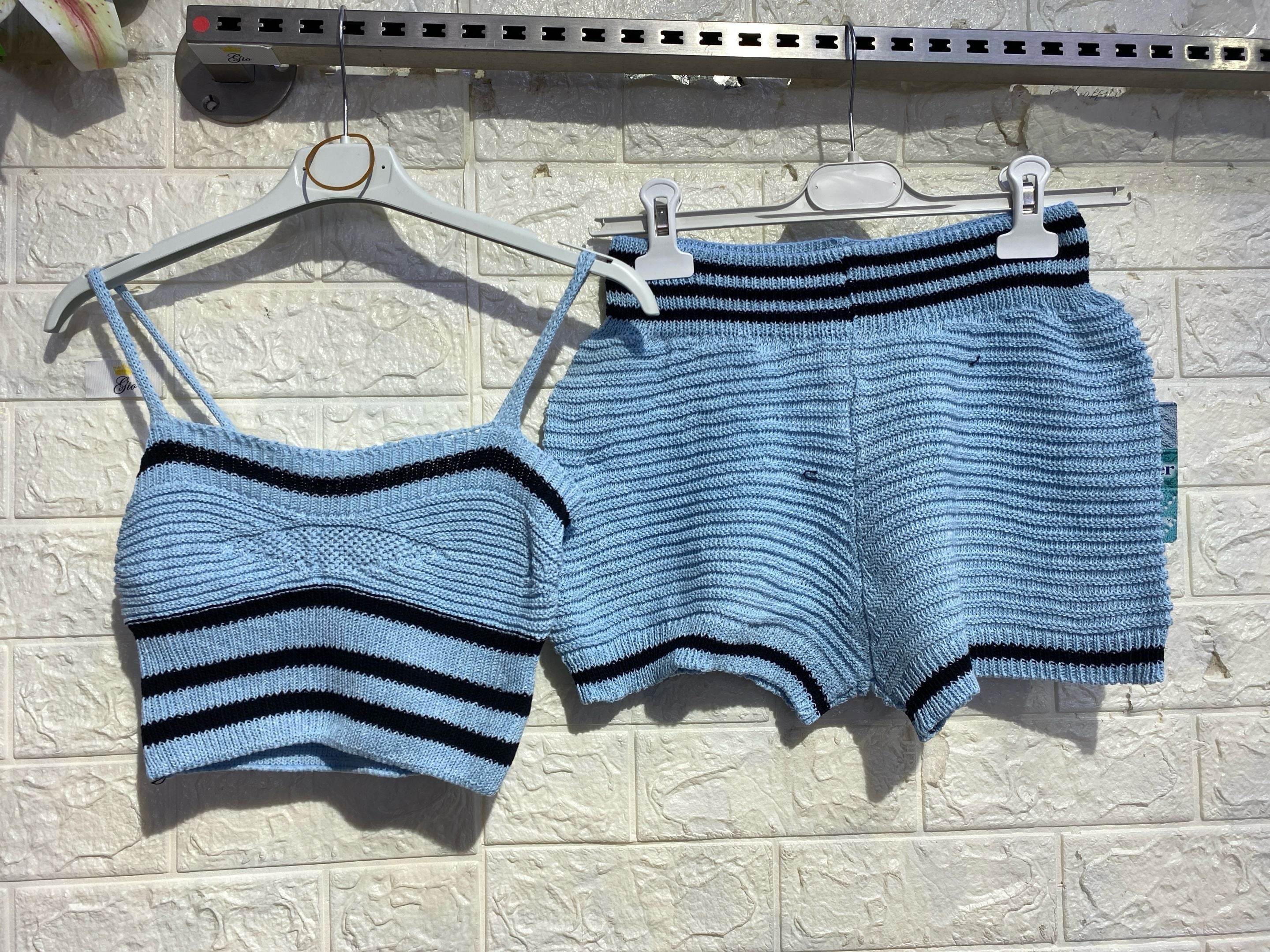 Co-ord Set in Maglia a Righe – Comfort & Stile Casual Chic